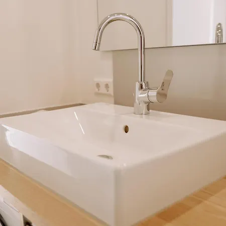 Ahoi Apartment *