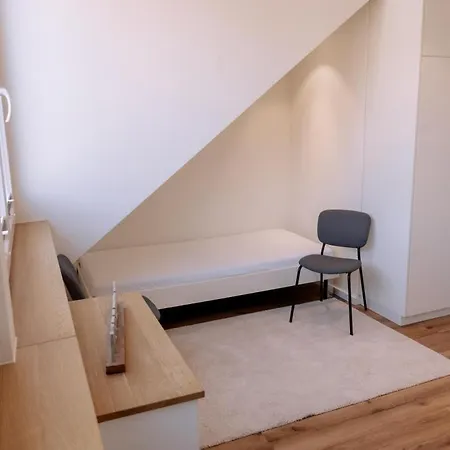 Ahoi アパート ノルダーナイ